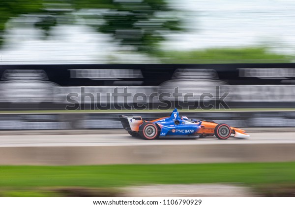 June 03, 2018 - Detroit, Michigan,\
USA:  SCOTT DIXON (9) of New Zealand races for the Detroit Grand\
Prix at Belle Isle Street Course in Detroit,\
Michigan.