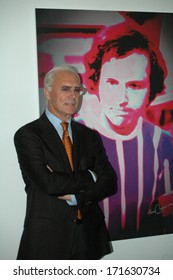 JUNE 1, 2006 - BERLIN: Franz Beckenbauer At The Unveiling Of A Portrait Painting Of Him In The Marie-Elisabeth-Lueders-Haus, Berlin.