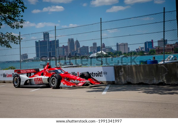 June 13, 2021 - Detroit, Michigan, USA: MARCUS\
ERICSSON (8) of Kumla, Sweden races through the turns during the \
race for the Chevrolet Detroit Grand Prix at Belle Isle in Detroit,\
Michigan.