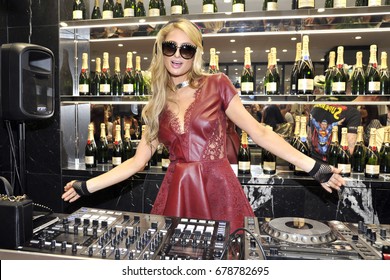 June 2017 - Paris Hilton Dj Set During Philipp Plein Event