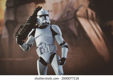JUNE 30 2021: Star Wars The Clone Wars Phase 2 Clone Trooper With Blaster  - Hasbro Action Figure