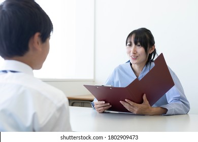 Junior High School Students Are Having An Interview