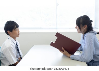 Junior High School Students Are Having An Interview