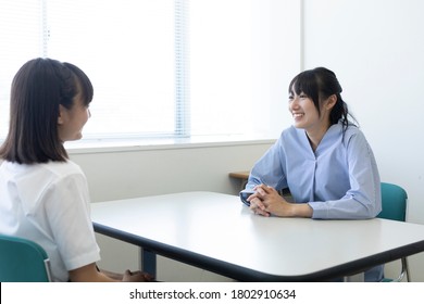 Junior High School Students Are Having An Interview