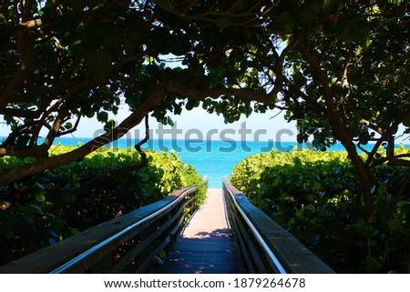 Juno Beach access point, sunny 