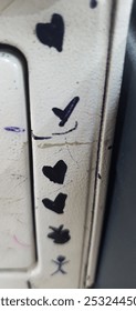 just scribbles on the drawer machine. banish boredom
