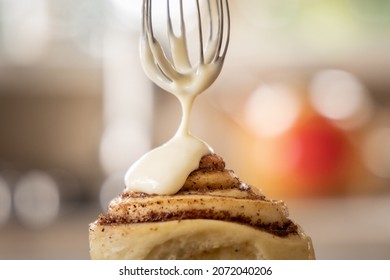 Just some incredible and tasty cinnamon rolls. Sweet portion of happines on a bun. - Powered by Shutterstock