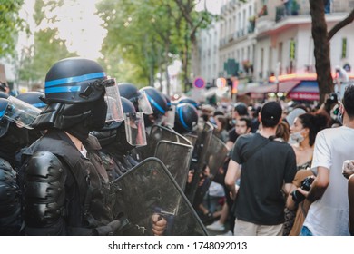 Justice For Adama Traoré And George Floyd In Paris, Paris, France - 02 Jun 2020