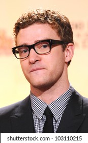 Justin Timberlake at the 67th Annual Golden Globe Awards Nominations Announcement, Beverly Hilton Hotel, Beverly Hills, CA. 12-15-09