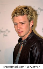Justin Timberlake at the AMERICAN MUSIC AWARDS, LA, CA 1/9/02