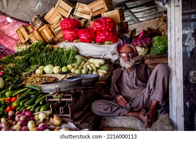 Kabul, Afghanistan - Yune 8, 2011: Afghan People On The Market In Kabul, Natives Of Afghanistan On Streets Of The City