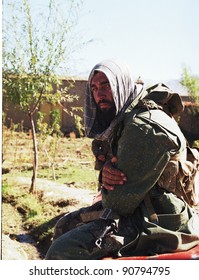 KABUL - OCT 21: Northfoto Alliance Fighters Prepare For Battle With Taliban Forces North Of Kabul, Afghanistan On Monday, October 21, 1996