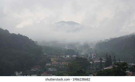 Kabut Gunung Lawu Sarangan Magetan