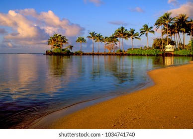 Kahala Beach, Oahu