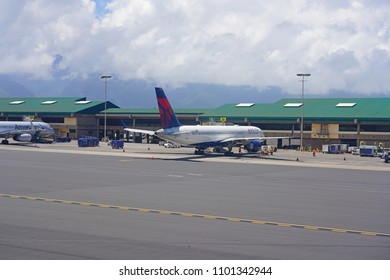 KAHULUI, HI -29 MAR 2018- An Airplane  At The Kahului Airport (OGG) On The Island Of Maui In Hawaii Near The Haleakala Volcano.