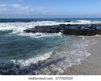 Kailua Kona Hawaii Beach Waves And Rocks 