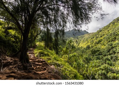 Kalalau Hiking Trail In Kauai