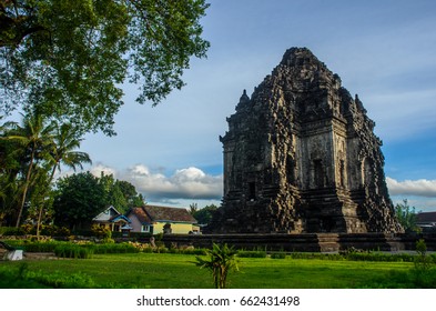 Kalasan Temple / Candi Kalasan