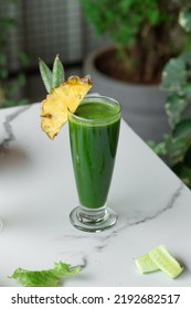 Kale, Pineapple And Cucumber Juice Is The Perfect Example Of An Healthy Juice