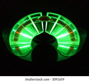 kaleidoscopic interference pattern of a laser beam reflected by a ruby rod