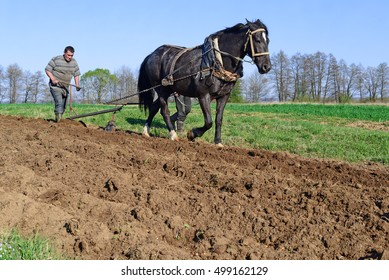 3,449 Horse and plow Images, Stock Photos & Vectors | Shutterstock