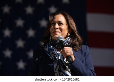 Kamala Harris hosts a political rally in Reno, Nevada on October 27, 2020.