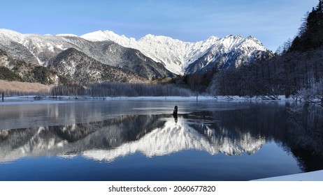 Kamikochi Japan Winter Snowshoe Hike Stock Photo 2060677820 | Shutterstock