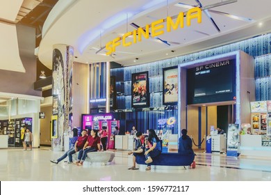 KANCHANABURI THAILAND - DECEMBER 14 : Unidentified People  Wait For The Time To See The Movie In Front Of SF Cinema On December 14,2019 At Robinson Department Store In Kanchanaburi, Thailand