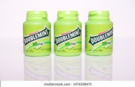 Download Chewing Gum Container Images Stock Photos Vectors Shutterstock