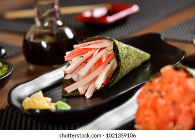 Kani Kani Temaki Sushi