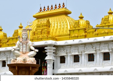 Kanniya Kumari  Gold Hindu Koil Vivekanadha Near 