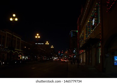 Kansas City, Missouri - January 1 2016: Christmas Lights In The Historic Country Club Plaza, Built In 1922.