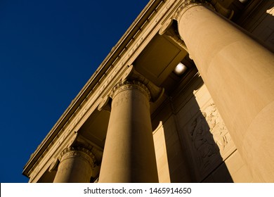 Kansas City, Missouri - January 1 2016: The Neoclassical Pillars Outside The Nelson-Atkins Museum Of Art.