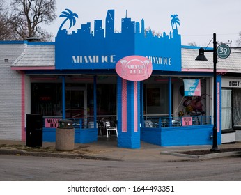 Kansas City, MO / United States Of America - February 9th, 2020 : Miami Ice, Corner Store Front With Bold Colors On Dreary Day.  Frozen Yogurt Ice Cream And Custard In Downtown KC.