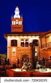 Kansas City, MO,. USA May 21,  The Lights And Fountains Of The Giralda Tower, In Country Club Plaza, Kansas City, Missouri, Glow In The Twilight.  The Area Was Built To Resemble A Spanish City