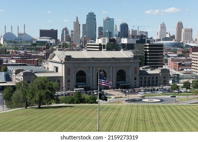 KANSAS CITY, UNITED STATES - Jul 14, 2016: An Aerial View Of The Kansas City Skyline On A Sunny Day