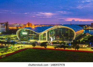 Imágenes Fotos De Stock Y Vectores Sobre Kaohsiung Tourist - 