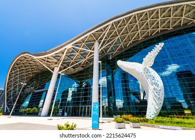 Kaohsiung, Taiwan- June 4, 2020: The Architectural Landscape Of The Kaohsiung Exhibition Center In Taiwan, Was Completed In 2014 And Designed By Philip Cox.