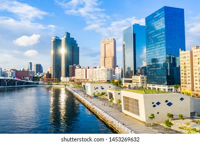 Kaohsiung, Taiwan, Kaohsiung Port, Cityscape