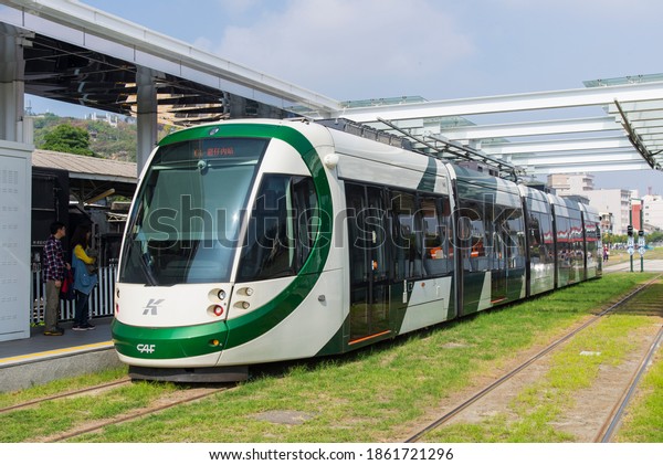  Kaohsiung's  Light Rail Transit ,Kaohsiung Taiwan
-January 20 ,2018:Kaohsiung's  Light Rail Transit is driving on the
road