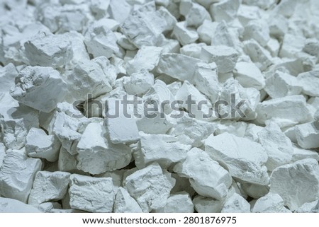 Kaolin, a raw material for the ceramic industry - white high-plasticity clay