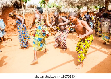 KARA, TOGO - MAR 11, 2012:  Unidentified Togolese People In A Traditional Clothes Dance The Religious Voodoo Dance. Voodoo Is The West African Religion