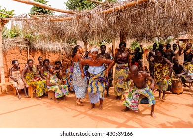 KARA, TOGO - MAR 11, 2012:  Unidentified Togolese People In A Traditional Clothes Dance The Religious Voodoo Dance. Voodoo Is The West African Religion