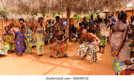 KARA, TOGO - MAR 11, 2012:  Unidentified Togolese People Dance  The Religious Voodoo Dance. Voodoo Is The West African Religion