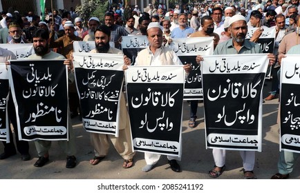 KARACHI, PAKISTAN - DEC 03: Activists of Jamat-e-Islami are holding protest demonstration against the Sindh Government new local government bill, outside Khizra Mosque on December 03, 2021 in Karachi.