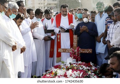 KARACHI, PAKISTAN - MAY 26: Relatives And Residents Attend Funeral Prayer Ceremony Of A Plane Crash Incident Victim, Held At Christian Cemetery Located On Shahrah-e-Faisal On May 26, 2020 In Karachi.