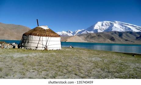 Karakul Lake, Xinjiang, China.