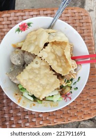 Karawang, Indonesia, 24October 2022: Chicken Noodles, The Easiest Food To Find And A Lot Of Connoisseurs