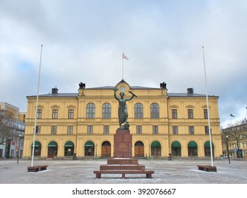 KARLSTAD, SWEDEN - FEBRUARY 21, 2016: Peace Monument At Town Square Of Karlstad, Sweden. This Monument Was Erected In 1955 To Commemorate The Dissolution Of The Union Between Sweden And Norway.