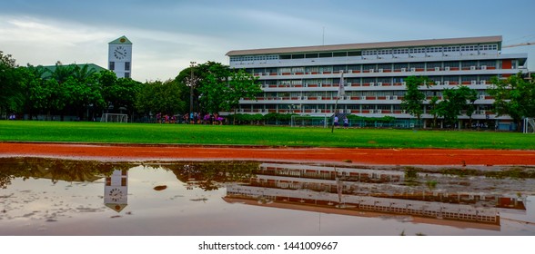 Kasetsart University , Bangkok , Thailand - 29/06/62 : Water Reflection At Satit Kaset School